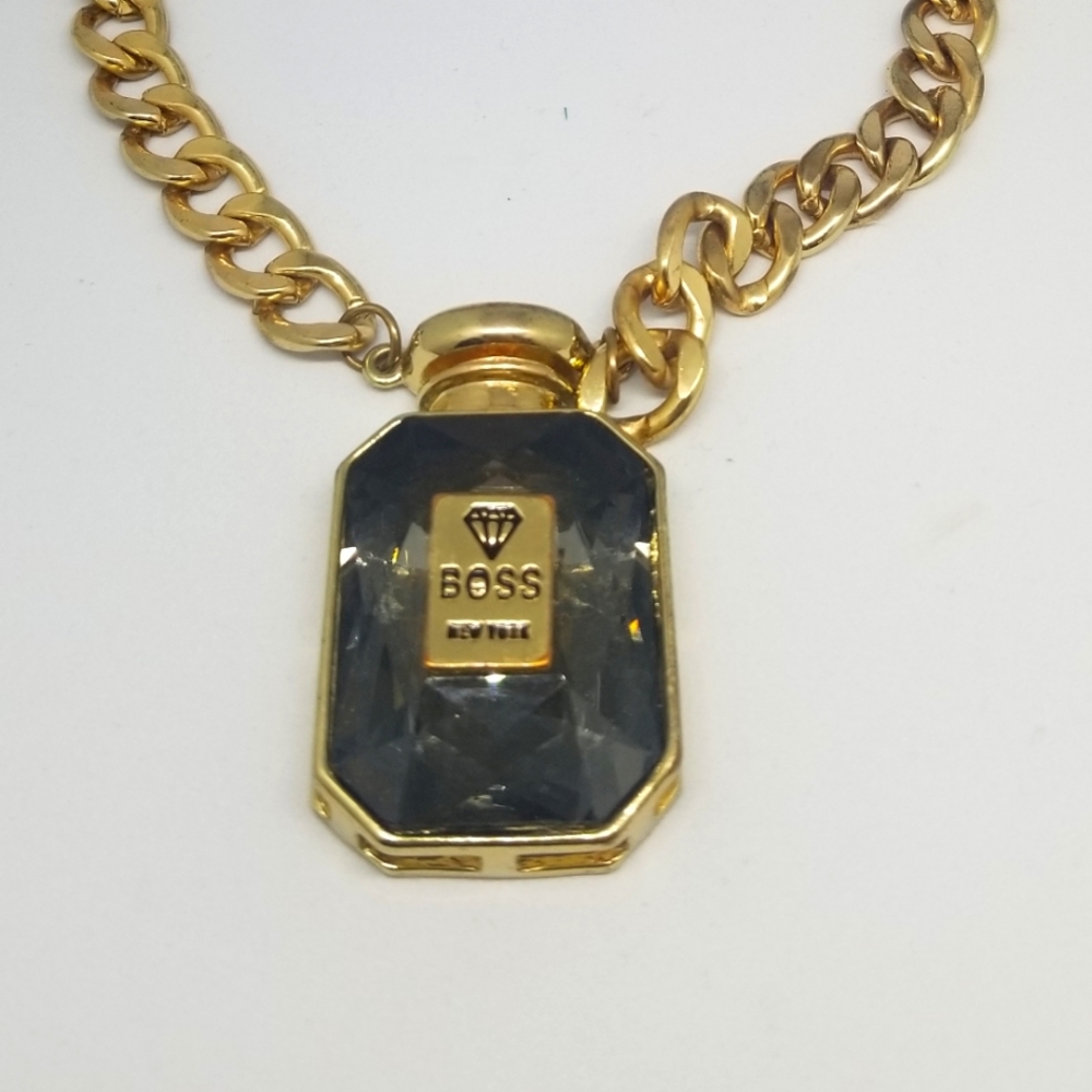 Fashion Gold Perfume Bottle Necklace